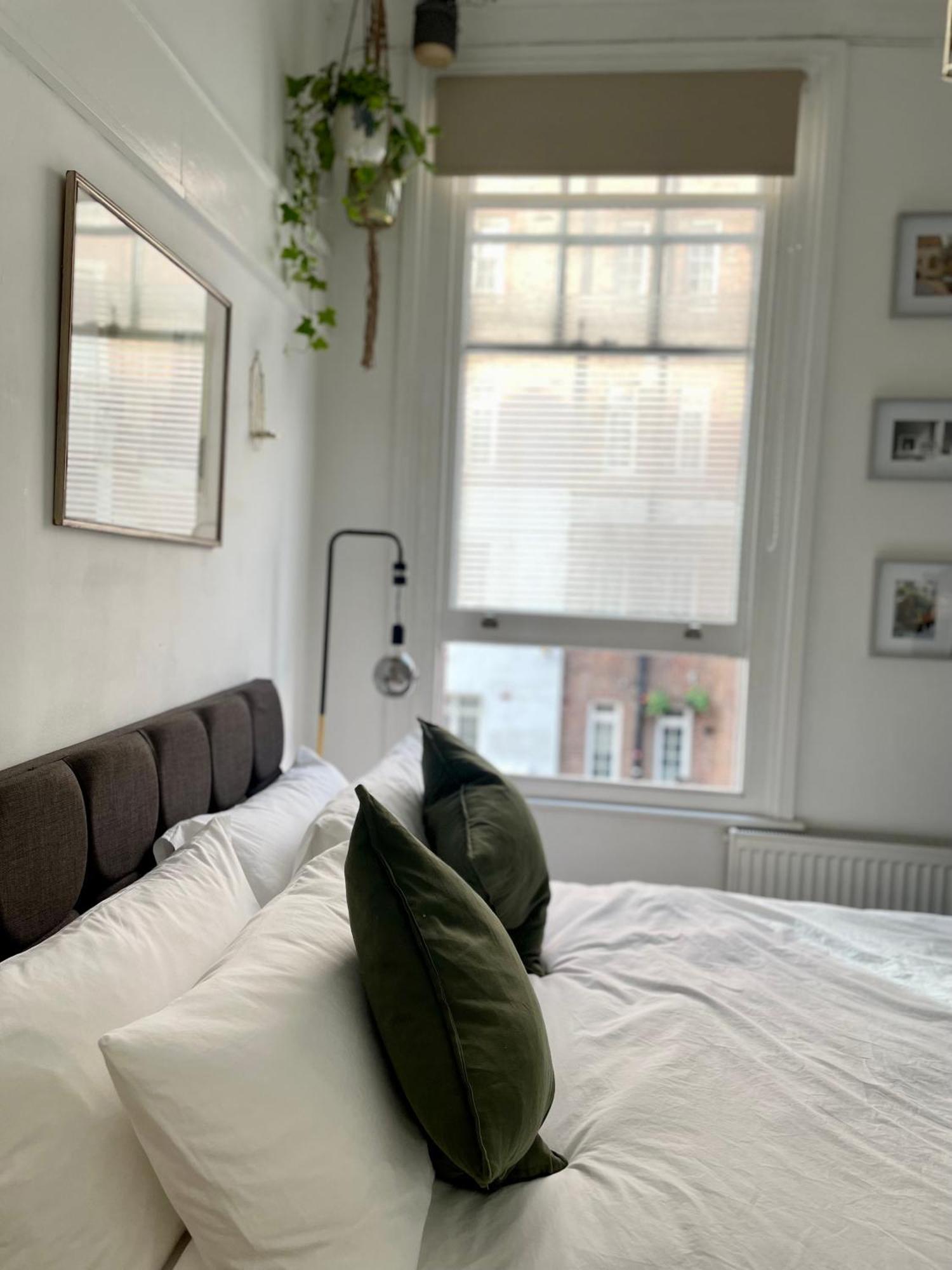 Apartamento Modern Flat In Victorian West Kensington Mansion Londres