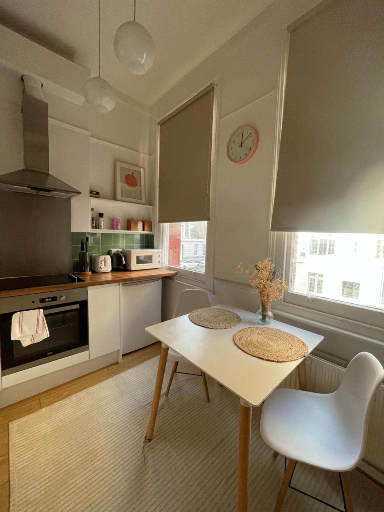 Apartamento Modern Flat In Victorian West Kensington Mansion Londres